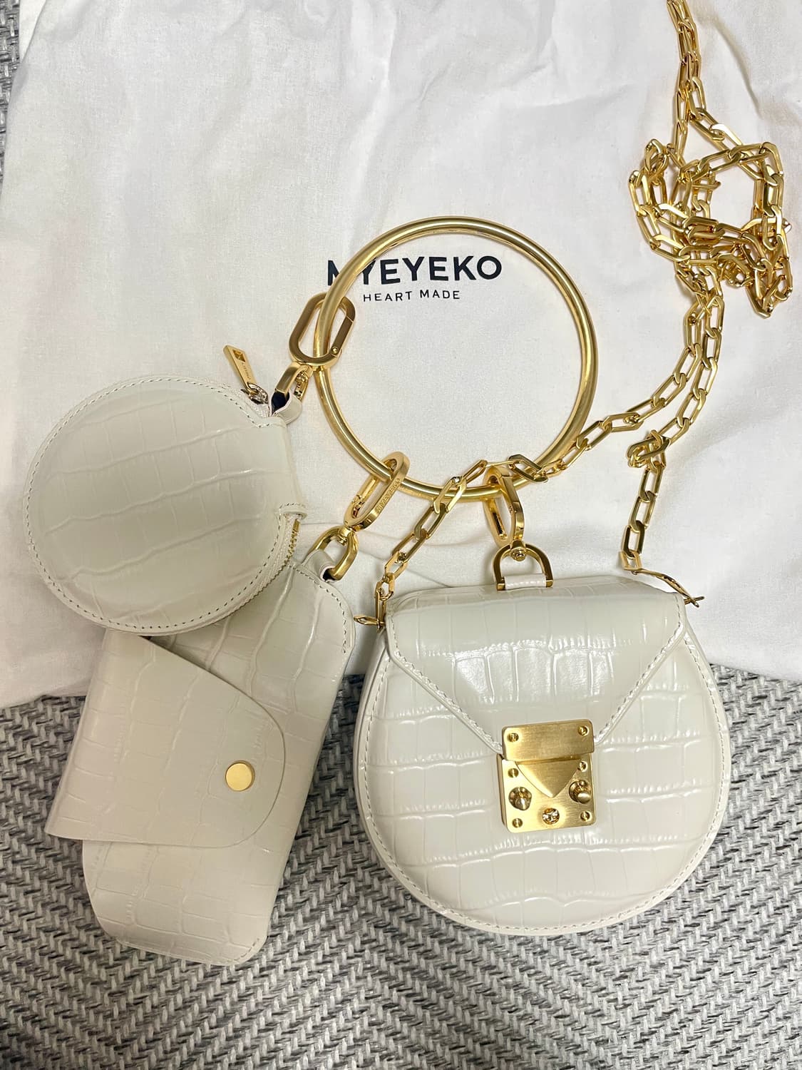 마이아이코 쁘띠컬렉티브백(크림 골드) 상품이미지1