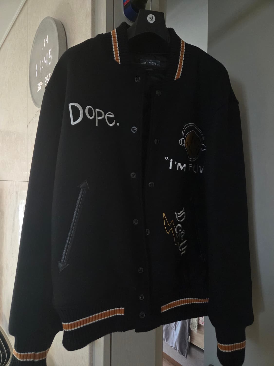 아웃스탠딩 바시티 자켓 상품이미지1