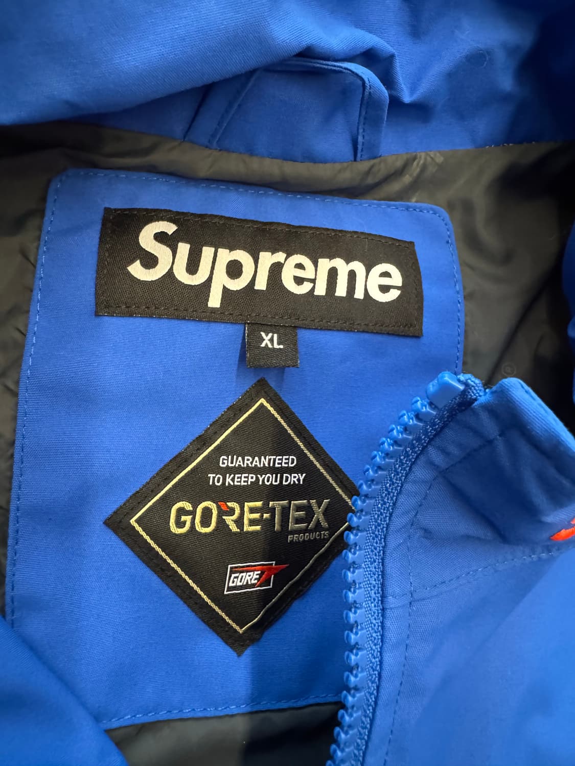 슈프림 고어텍스 바람막이 새상품급 처분  상품이미지3