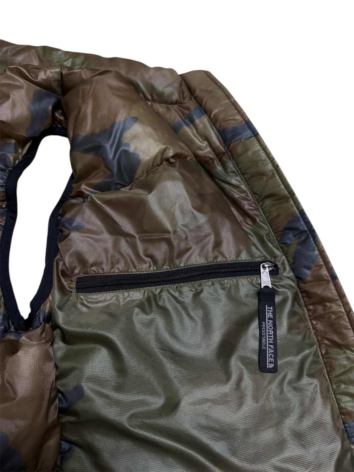 [M] 노스페이스 카모 아콘카구아 패딩 베스트 상품이미지9