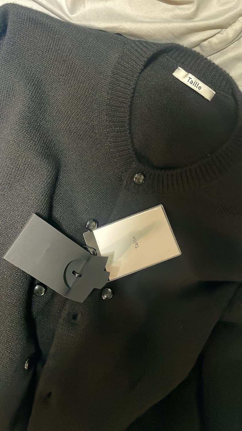 [2]타일레 메리노 울 가디건 블랙 상품이미지1