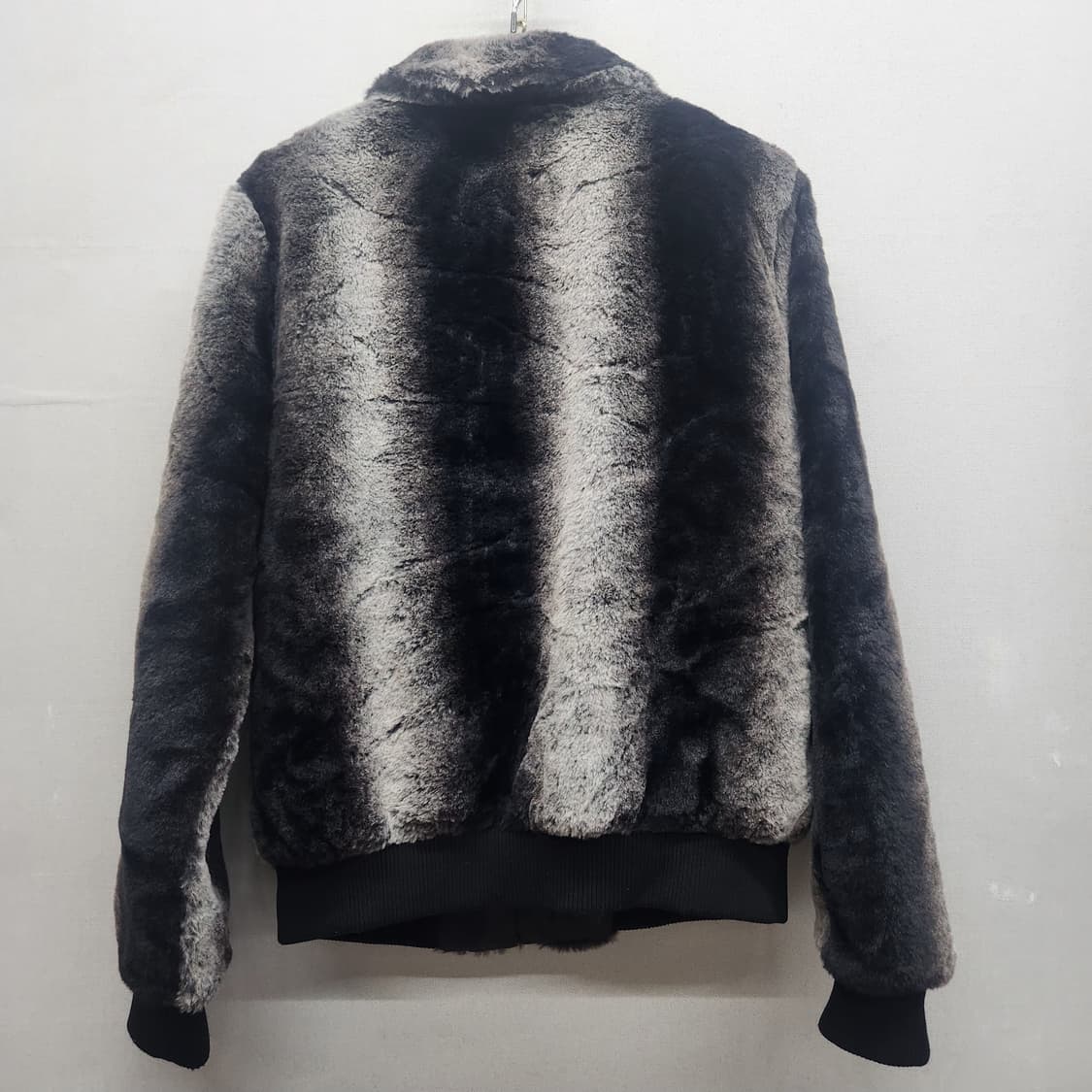 게스 밍크 에코퍼 숏 집업 자켓 M 상품이미지4