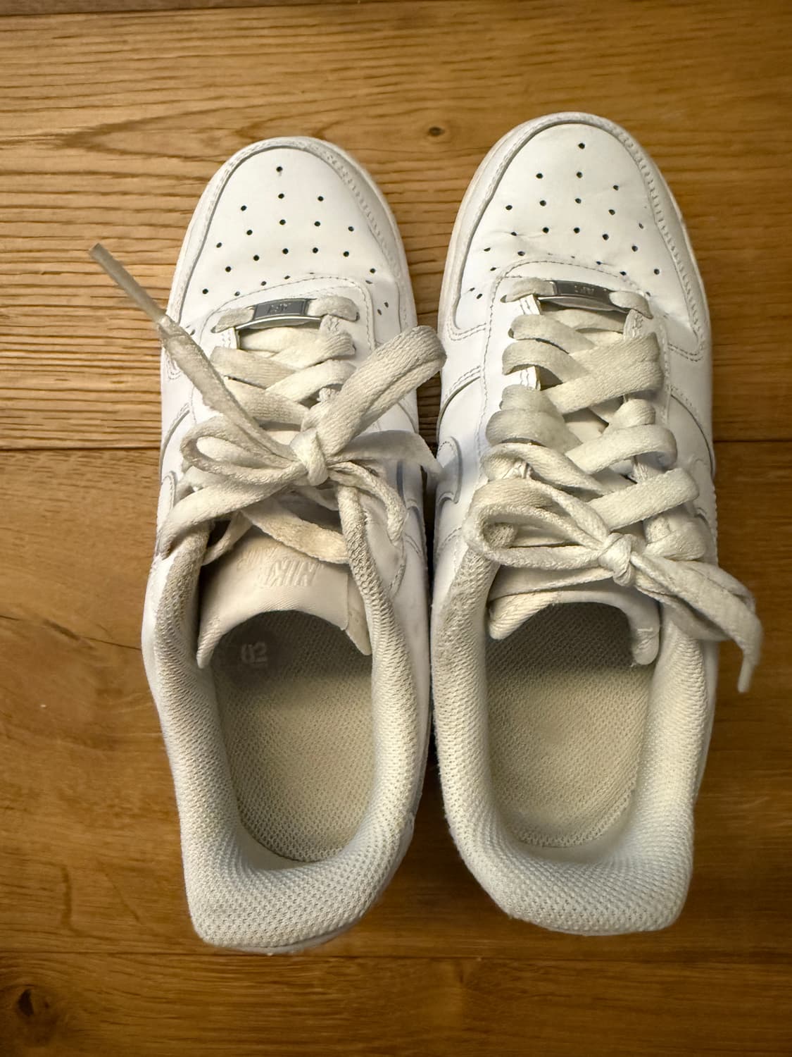 나이키 에어포스1 올백 흰색 운동화 us7.5 상품이미지3