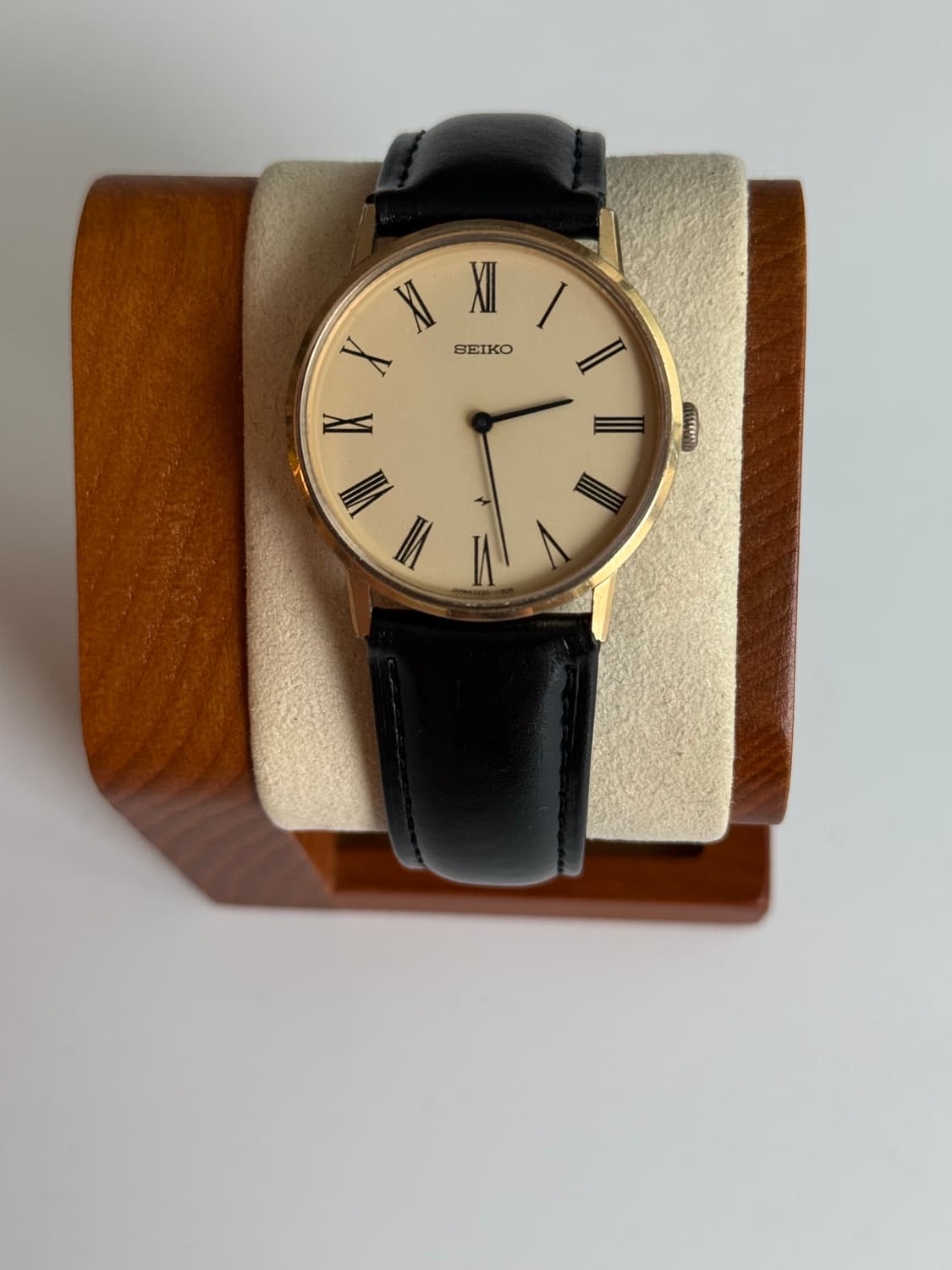 세이코 Seiko 샤리오 쿼츠 골드 상품이미지2