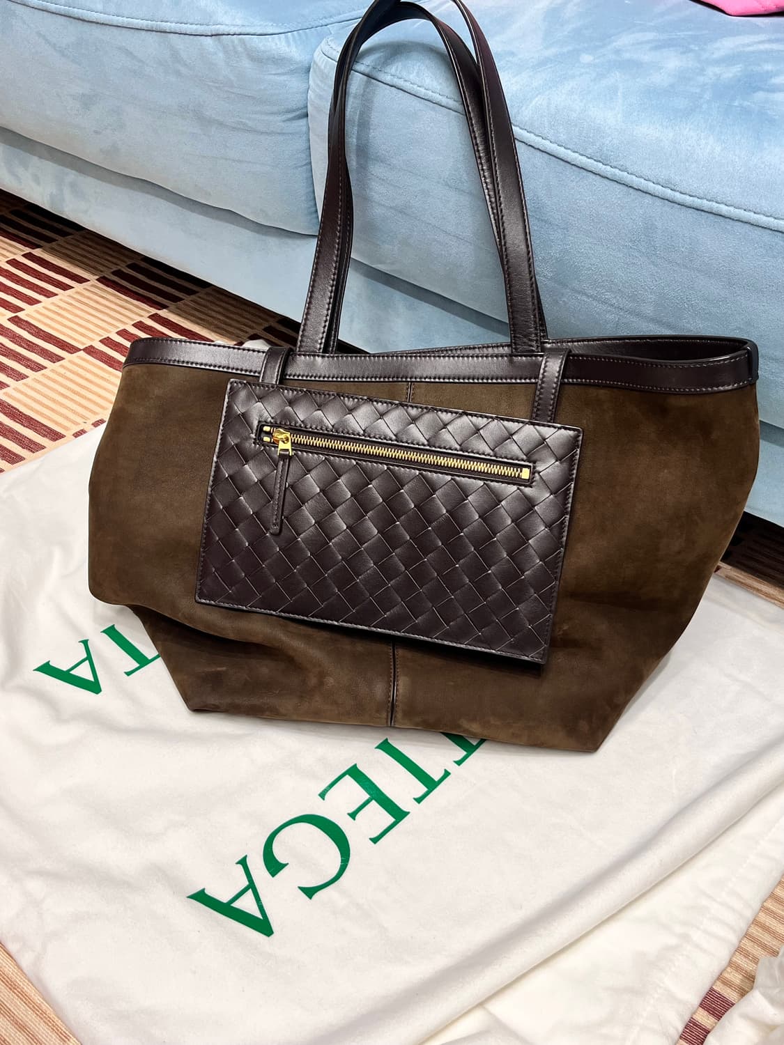 보테가 베네타 미디엄 플랩 토트백 상품이미지2