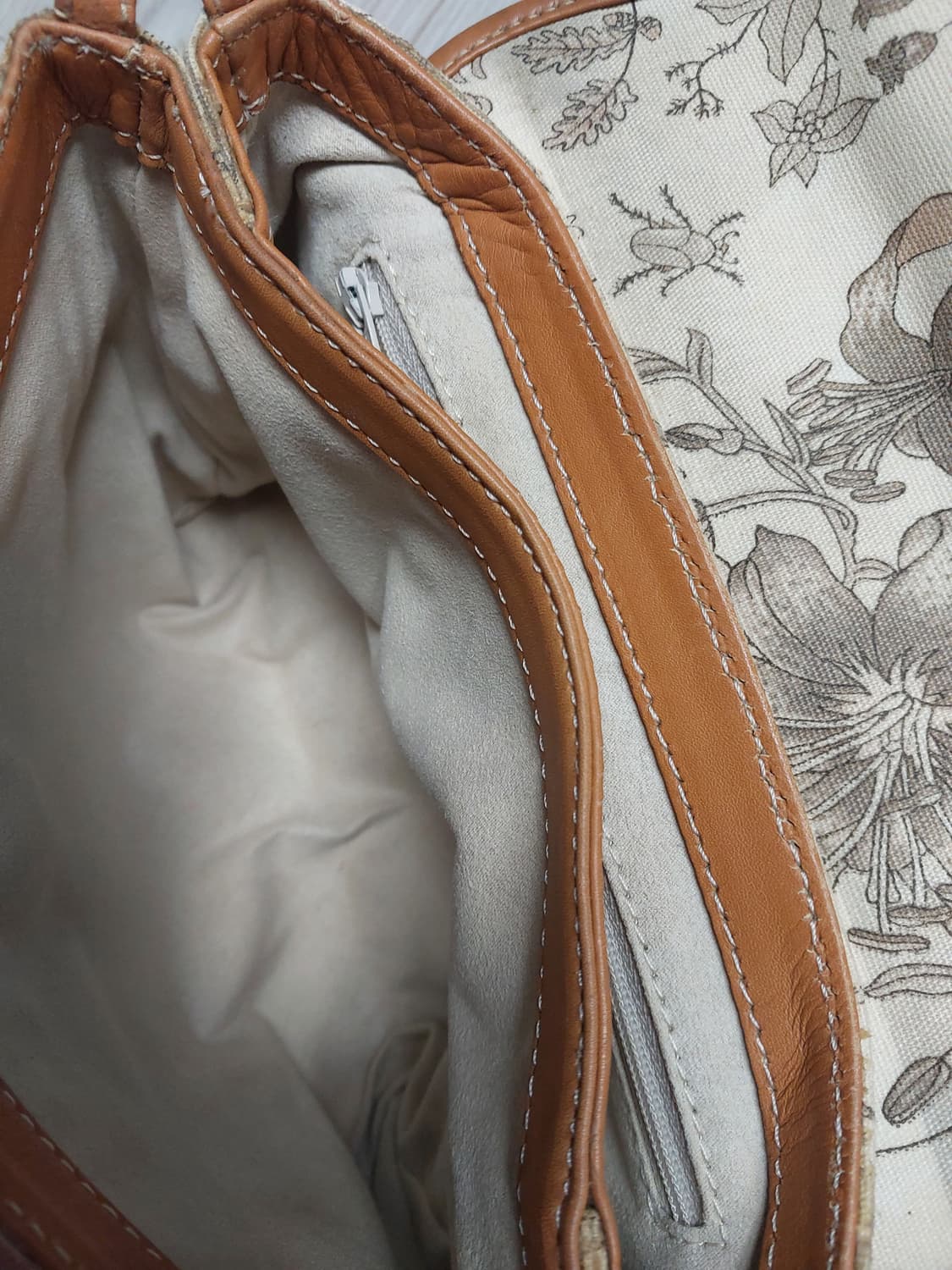 정품 구찌 빈티지 플로랄 캔버스 크로스백 상품이미지9