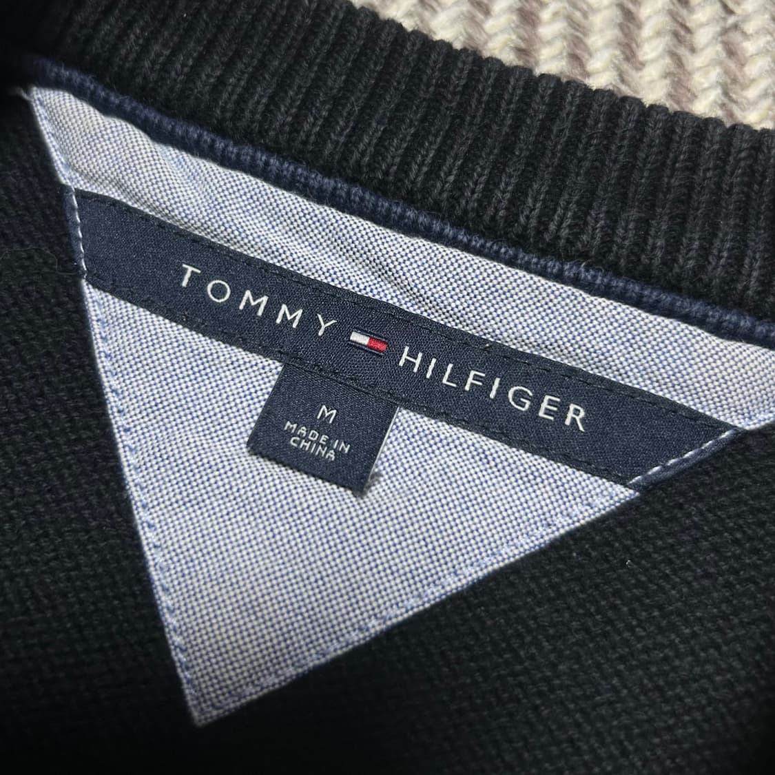 [M] Tommy 타미힐피거 네이비 코튼 라운드 니트 상품이미지4