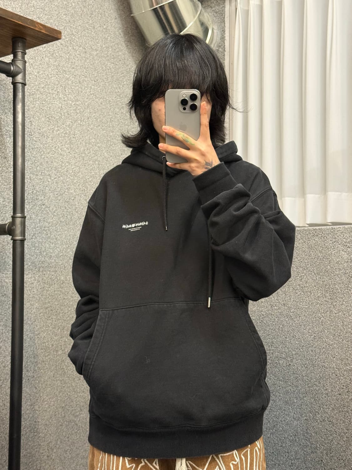 Tonywack Black Hoodie 상품이미지1