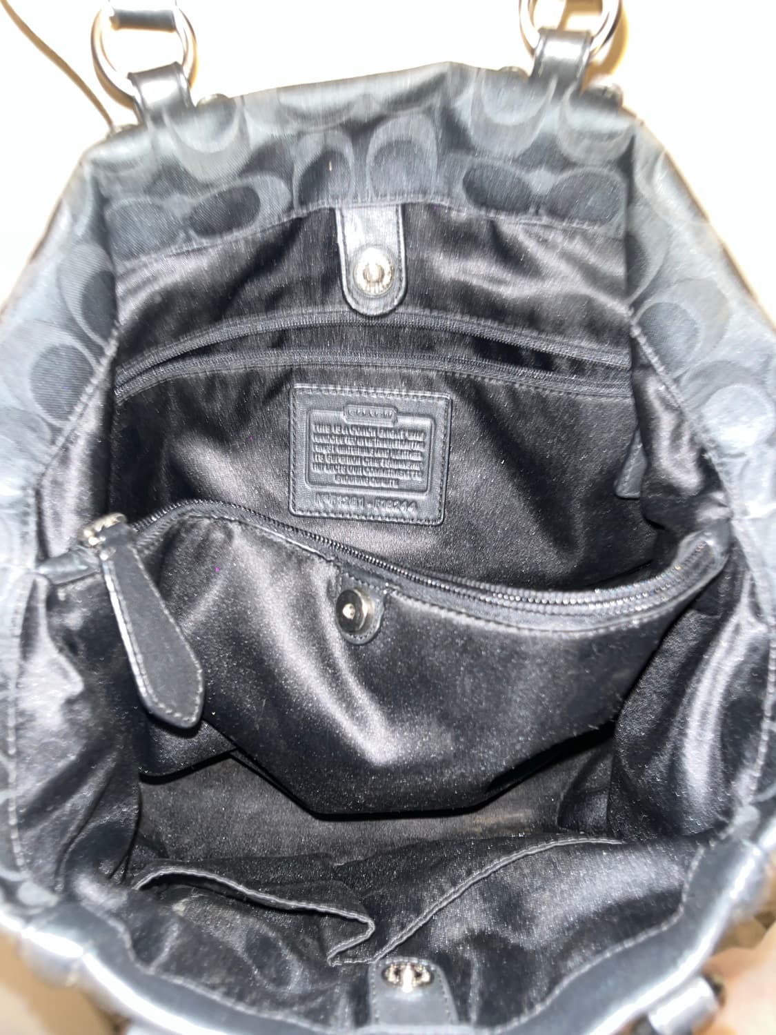 🎉BLACK FRIDAY🎉 Old Coach black bag 상품이미지9