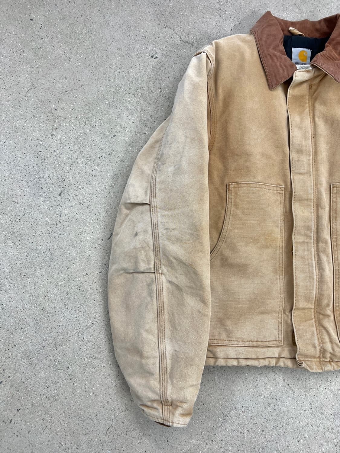 칼하트 J02 브라운 아크틱 트레디셔널 자켓 상품이미지7