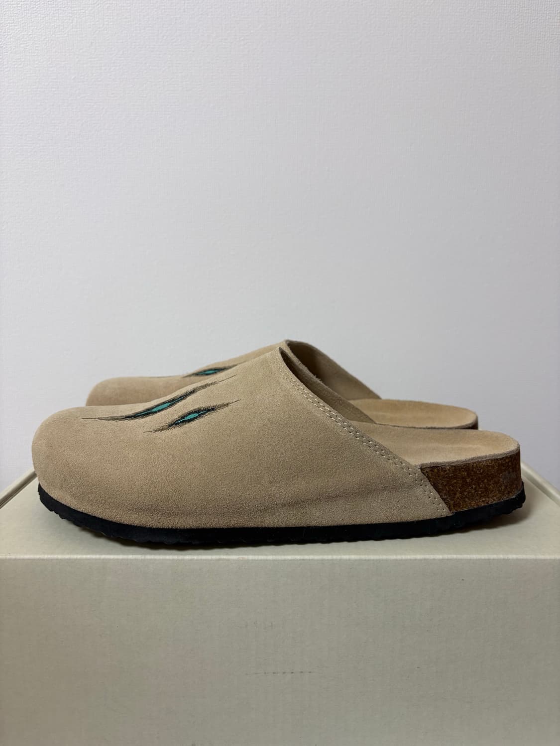 로맨틱무브 아콘 스웨이드 슬라이드 상품이미지1