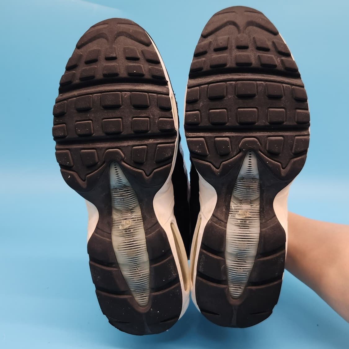 ooo 나이키 에어맥스95 에센셜 남성운동화265 상품이미지3