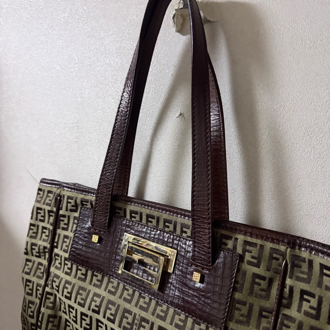 펜디 FF 주카 패턴 쇼퍼 토트&숄더백 상품이미지2