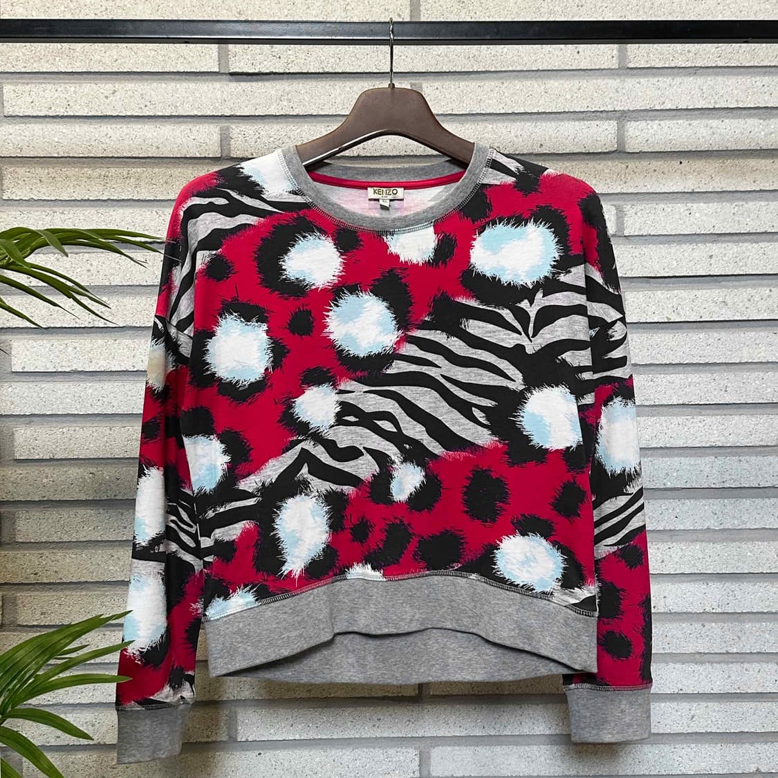 KENZO 겐조 애니멀 아트 그래픽 스웻셔츠 크롭 디테일 멀티컬러 상품이미지2