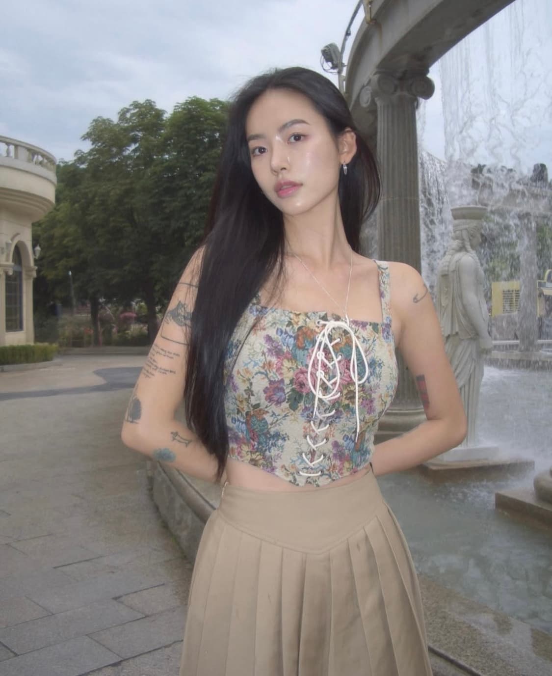 [새상품/2]페일제이드 자가드 플라워 코르셋 뷔스티에 슬리브리스 나시 상품이미지3