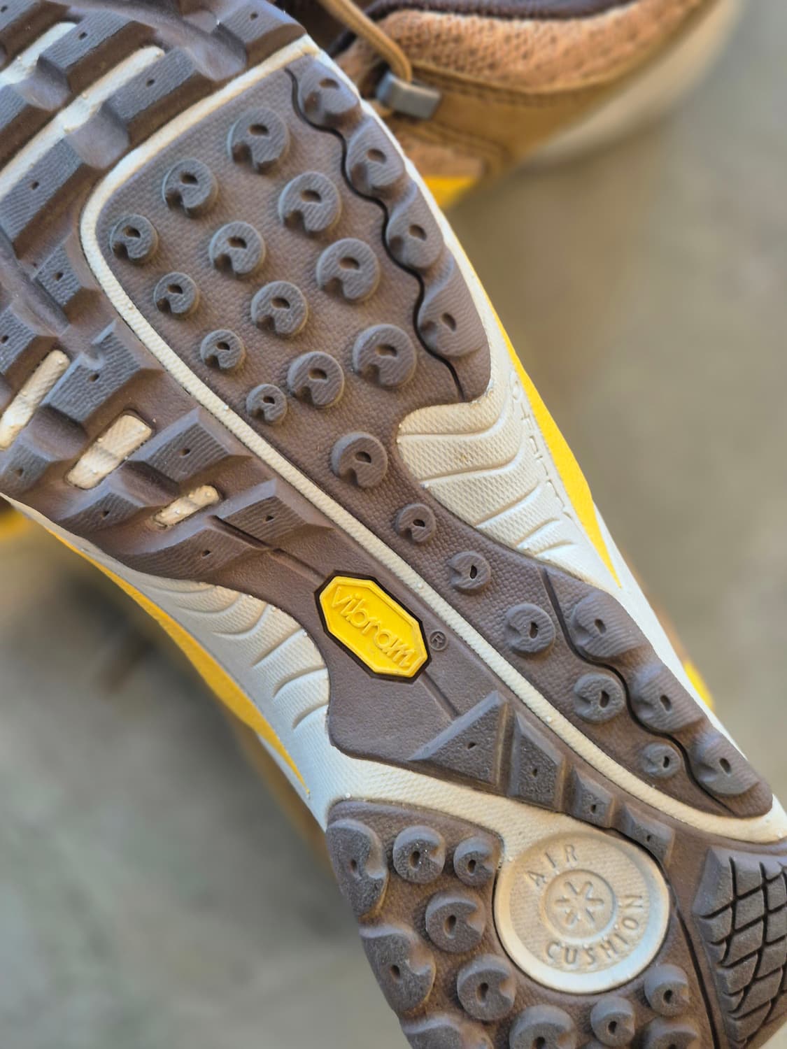 ​[ Merrell ] 머렐 고어텍스 비브람 트레킹화 (235/샌드옐로우 상품이미지3