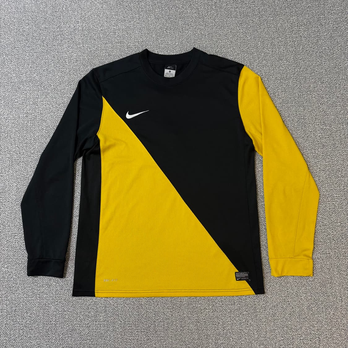 나이키 긴팔 기능성 롱슬리브 상품이미지1