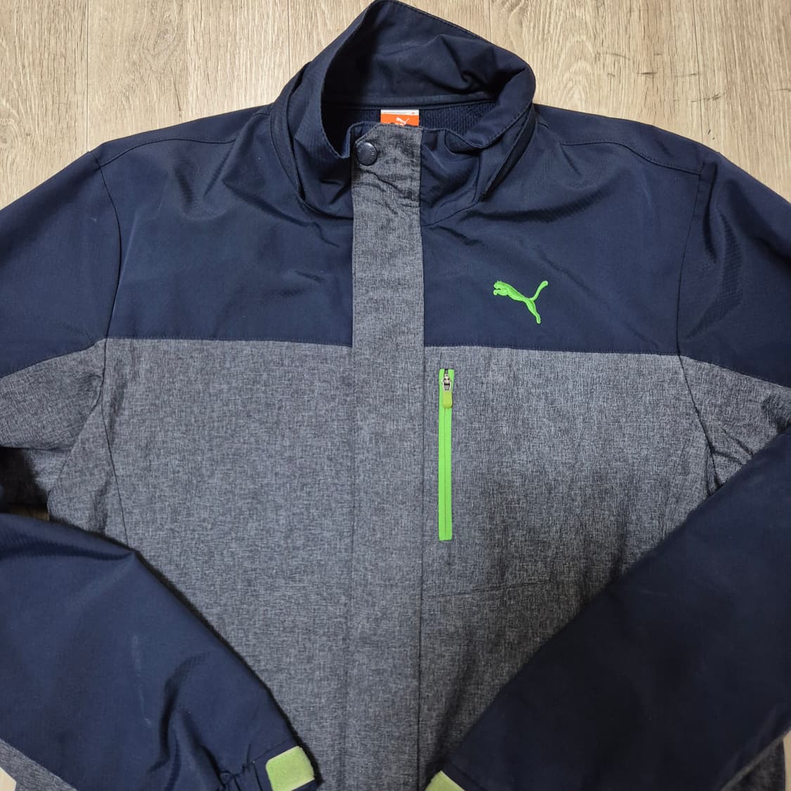 푸마 로고 바람막이 집업자켓 상품이미지2