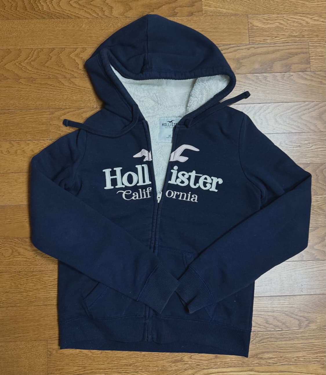 홀리스터 네이비 xs 딱붙핏! 상품이미지1