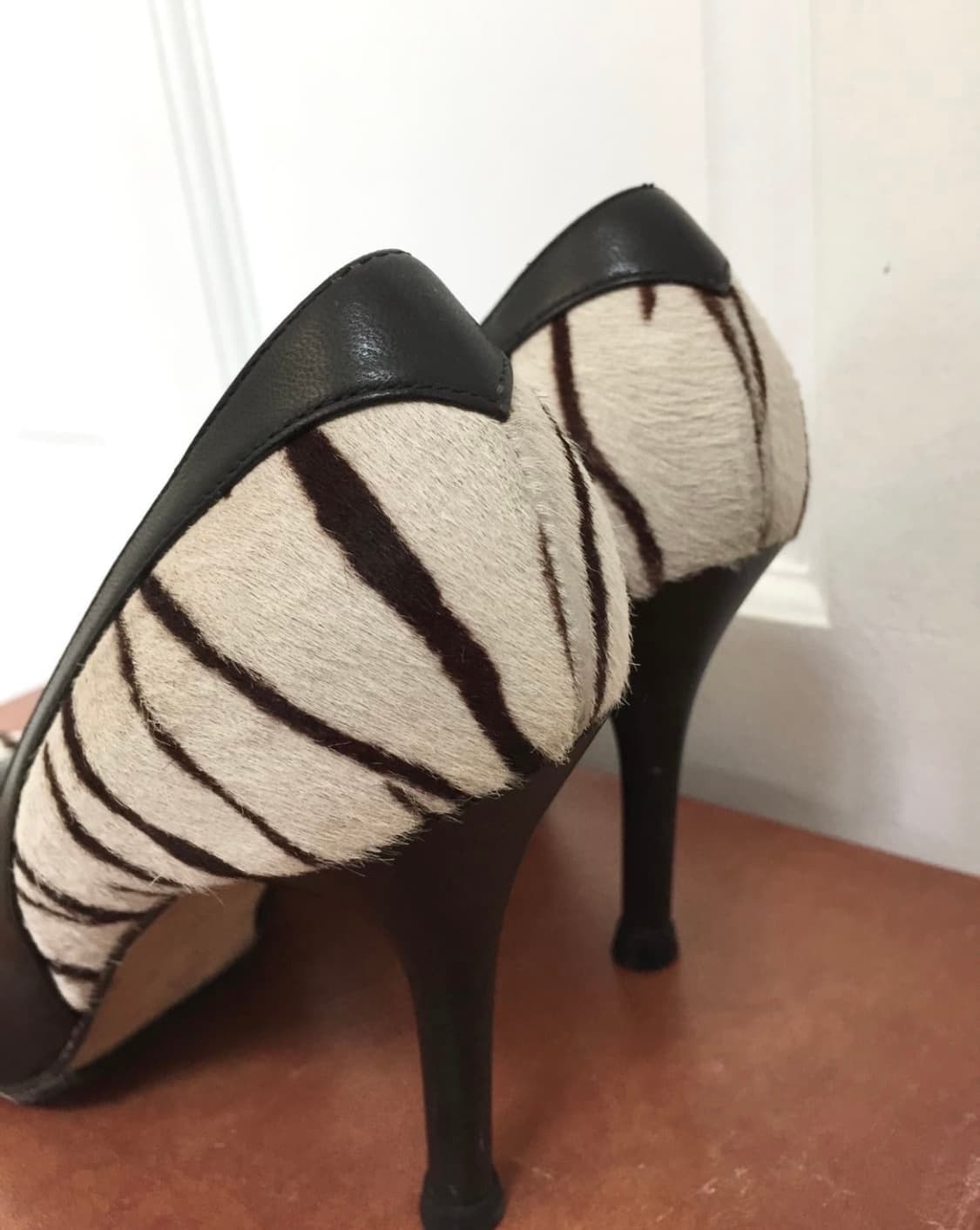Italy Casadei Ponyhair Heels 송치힐 상품이미지5