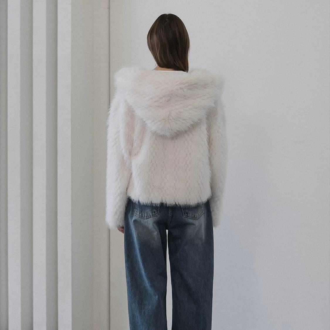 드헤베 Overfit Hood Fur Jacket 아이보리 상품이미지4