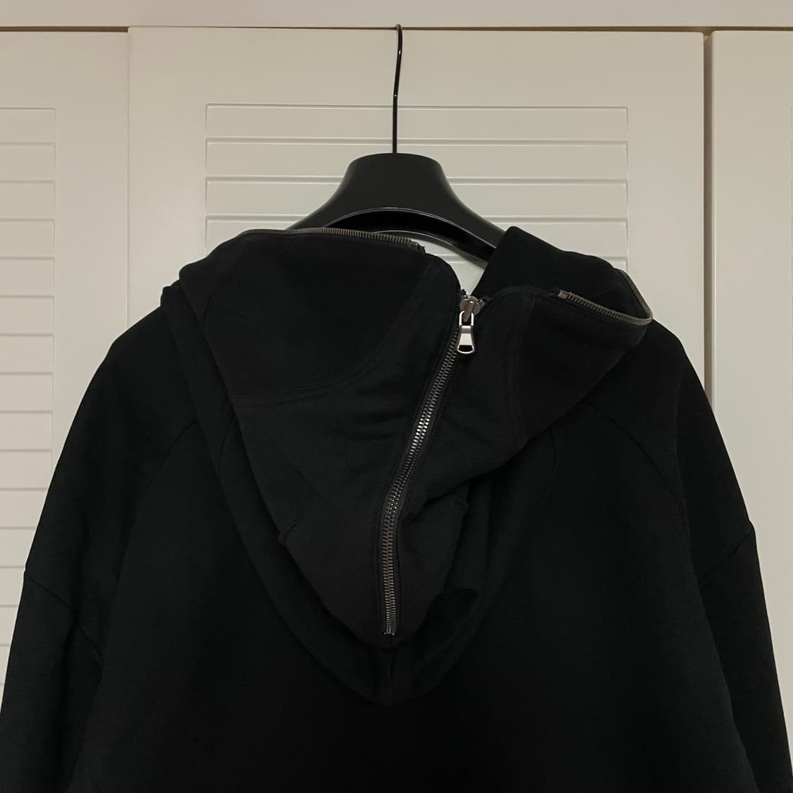 카르넷아카이브 램헤드 후드집업 상품이미지4