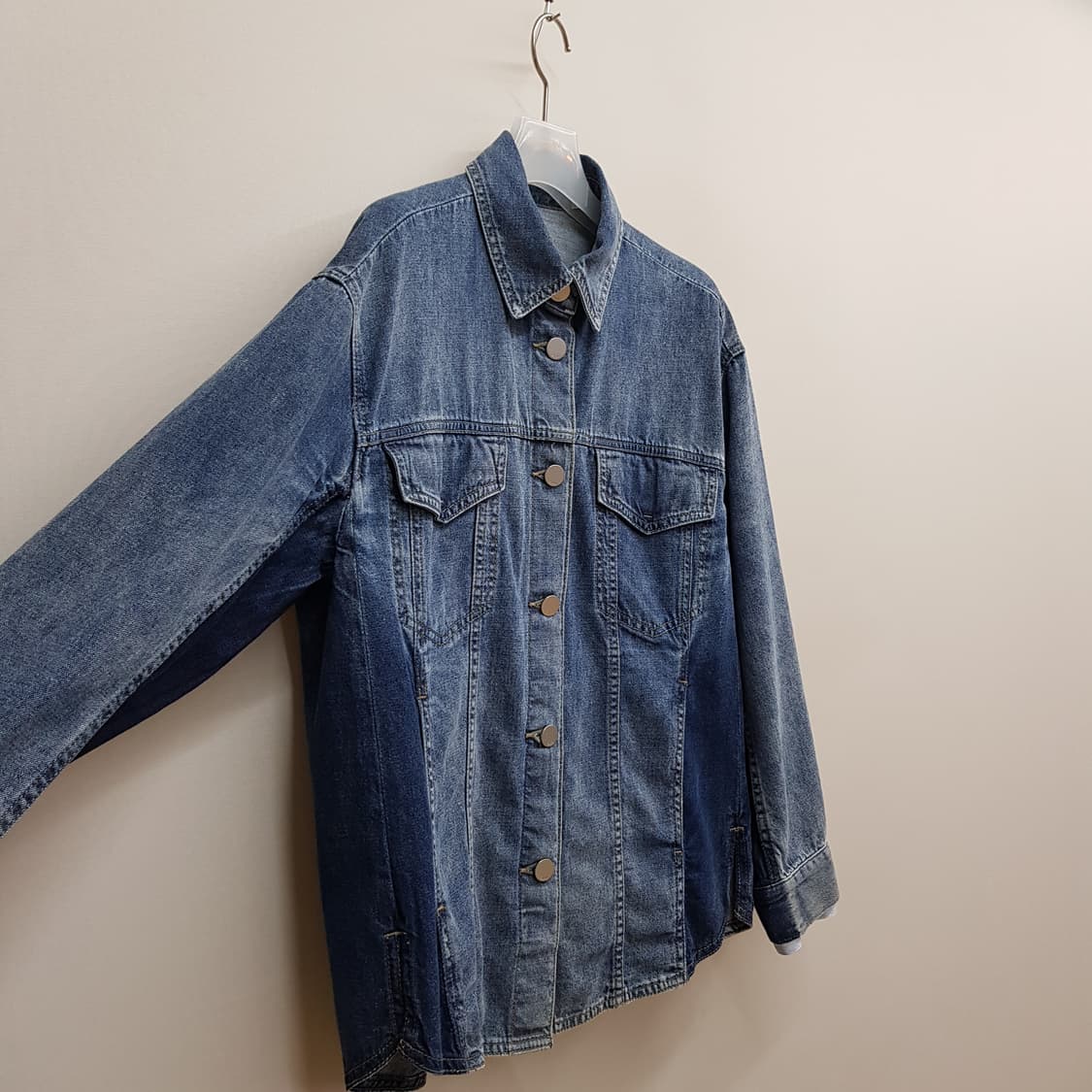 구호 KUHO 인디고 워싱 오버핏 데님 자켓 2사이즈 상품이미지3