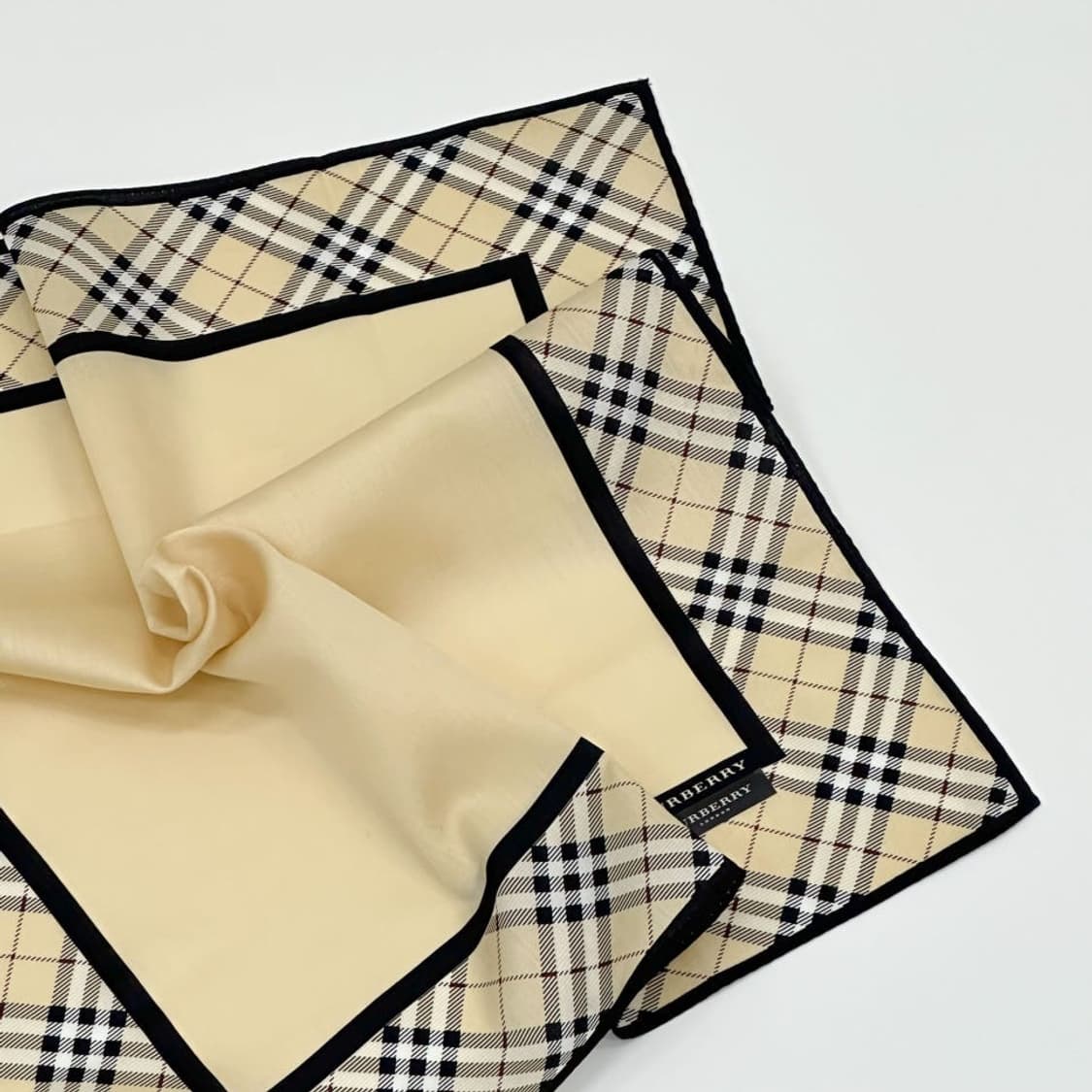 (새상품) burberry / 버버리 코튼 쁘띠스카프 손수건 상품이미지1