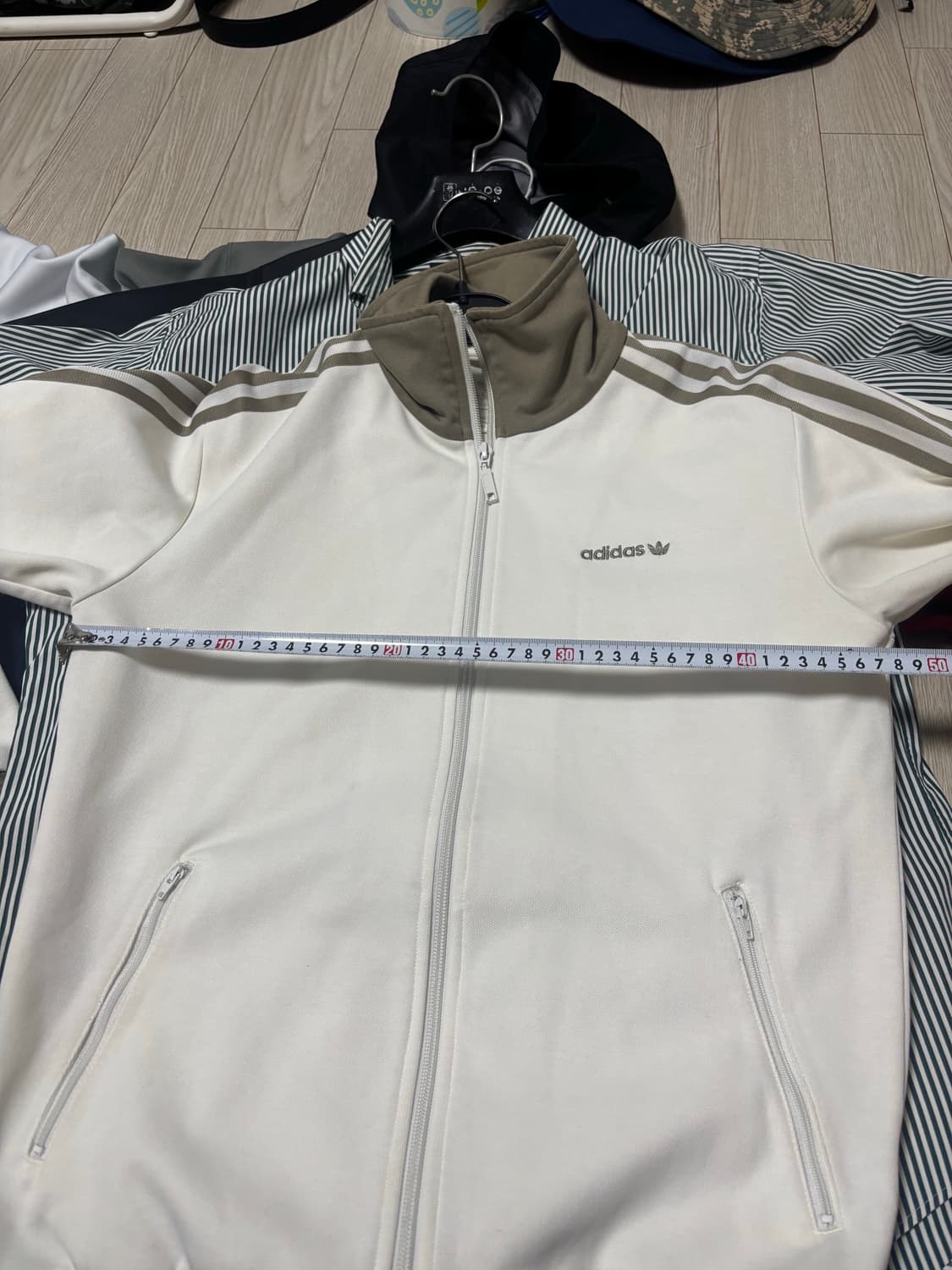 아디다스 아이보리 연카키 말차 베켄바우어 트랙탑 대장져지 상품이미지4