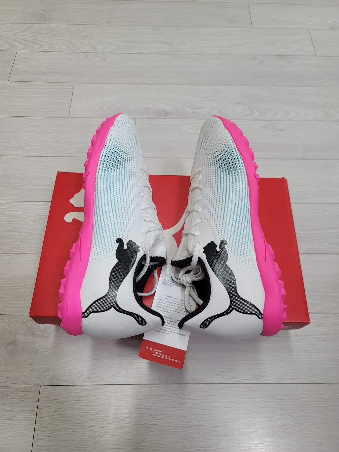 (270)푸마 풋살화 퓨처 7 플레이 TT[대전 직거래도 가능] 상품이미지1