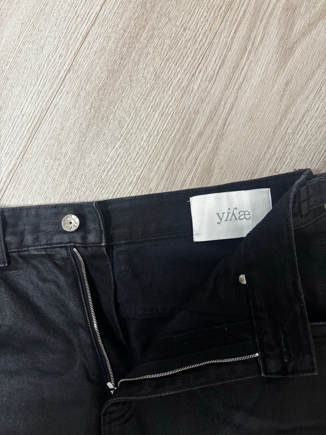 yiyae 이예 와이드 워시드 데님 팬츠 코팅블랙 S 상품이미지4