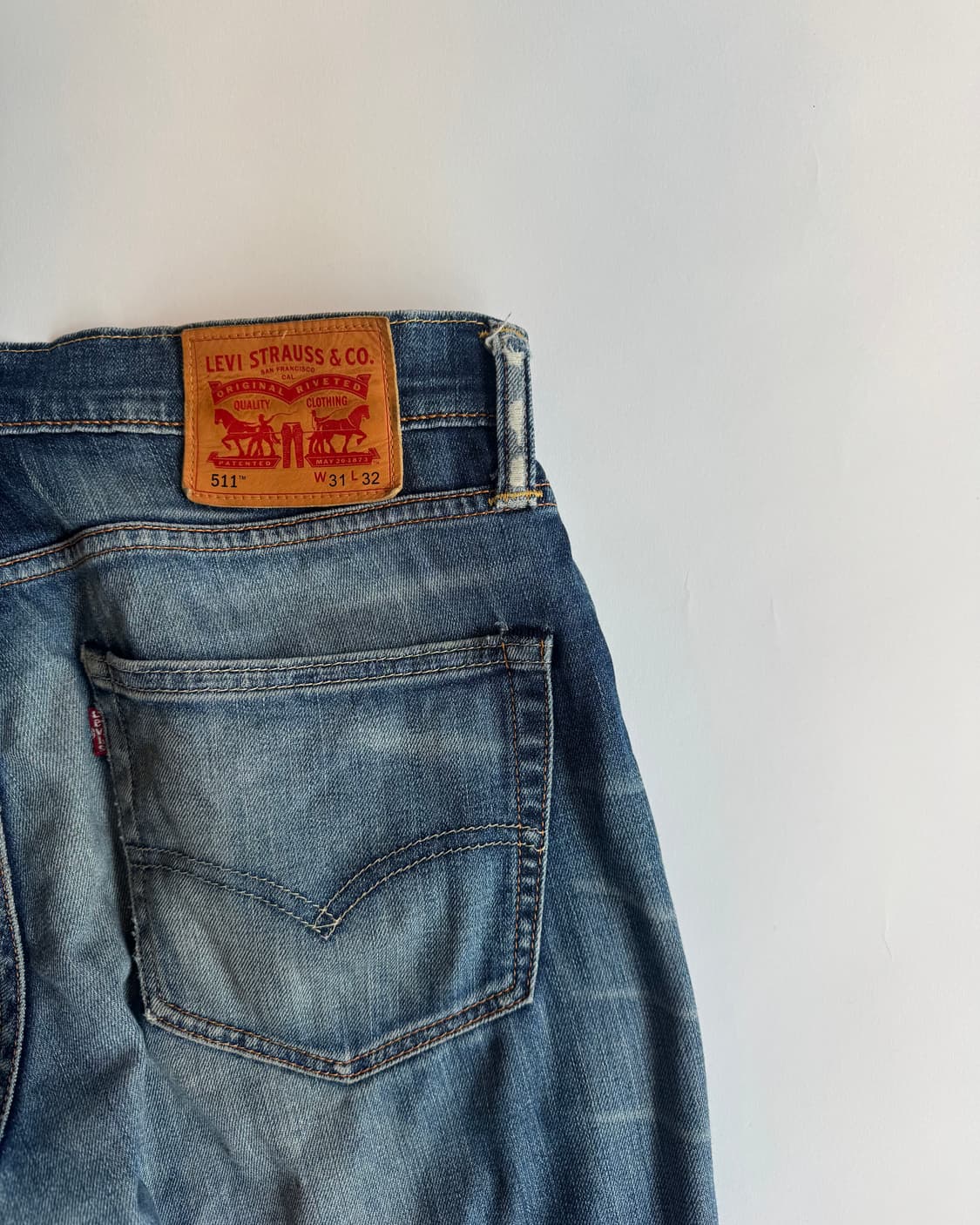 Levi's 511 Slim Fit Washed Denim 상품이미지3