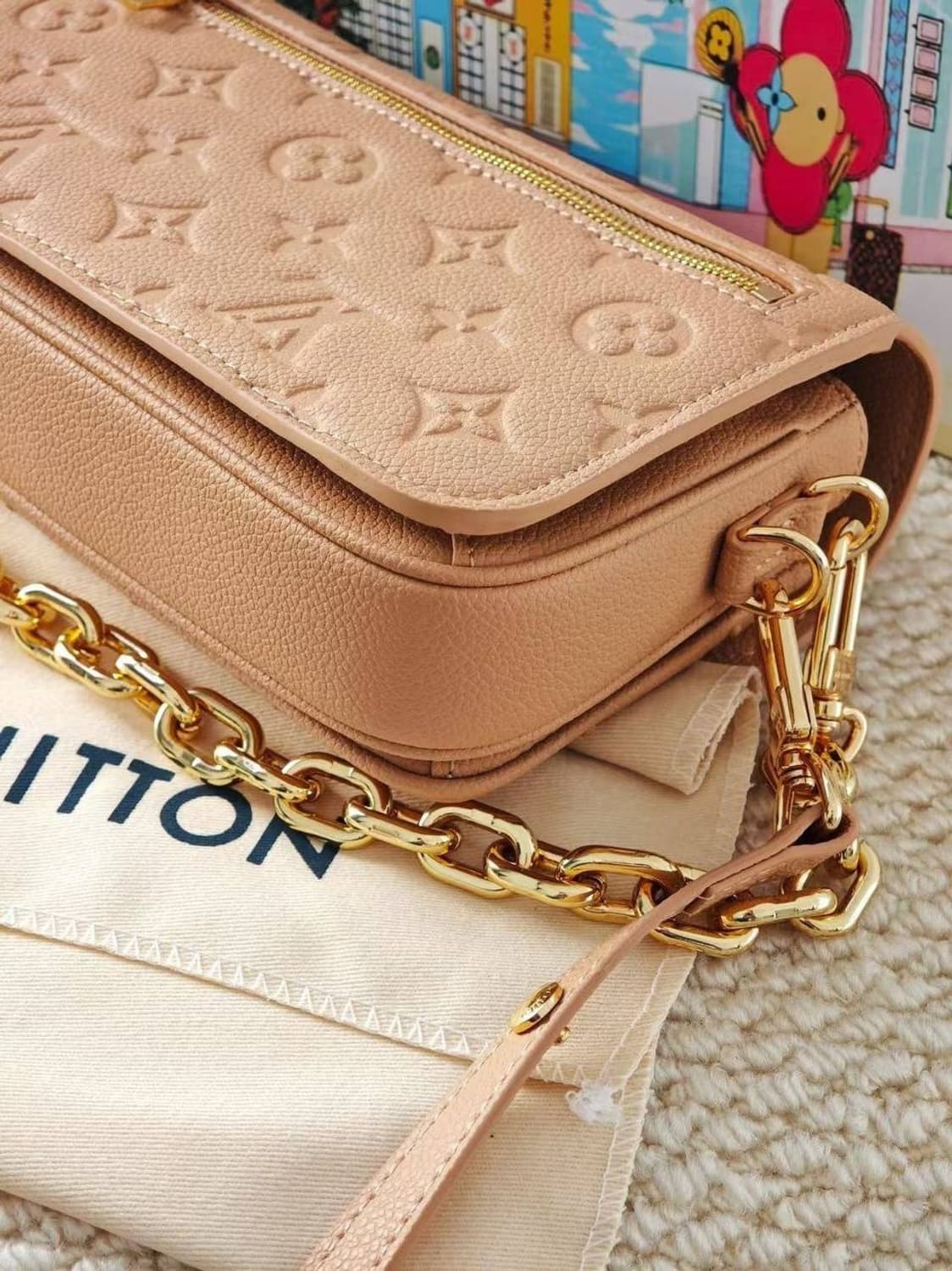 루이비통(Louis Vuitton) 포쉐트 메티스 이스트 웨스트 백 상품이미지3