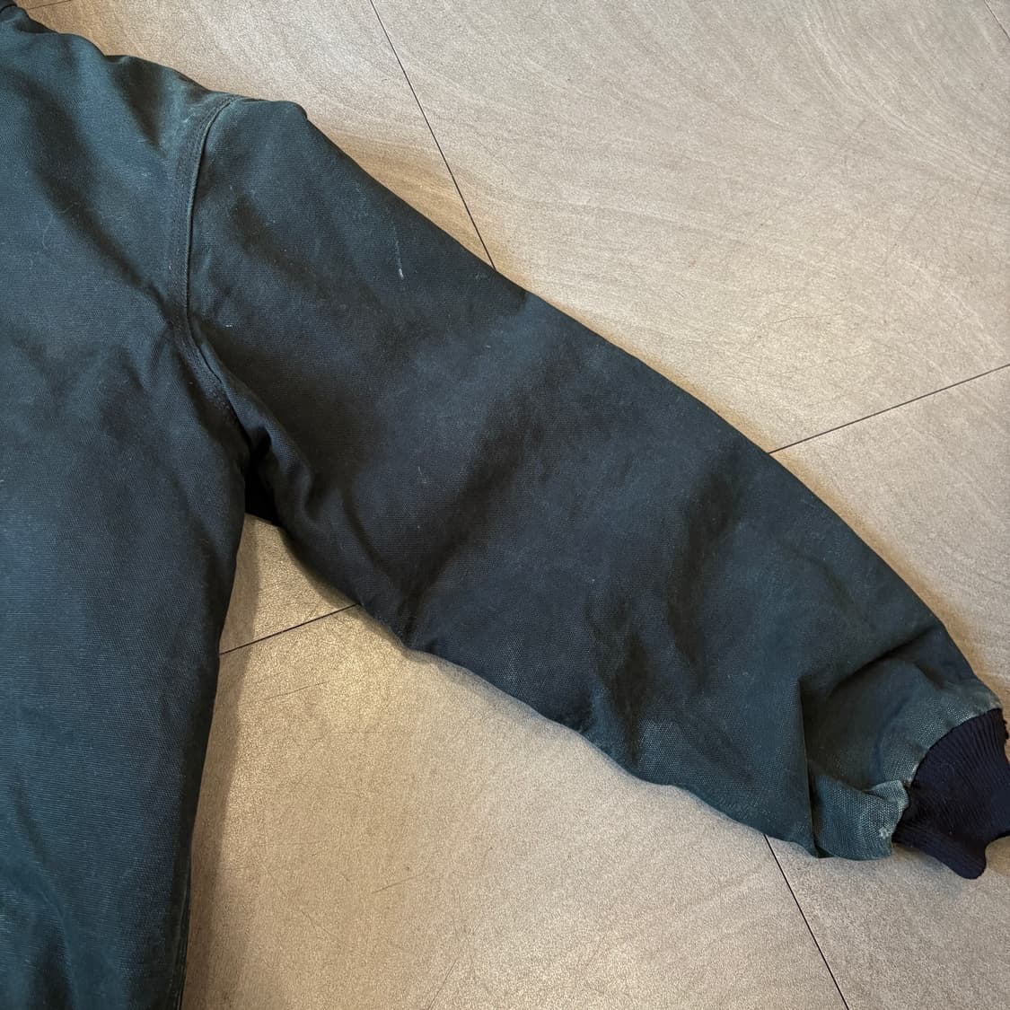 미국 생산 칼하트 j140 블랙 액티브 자켓  상품이미지5