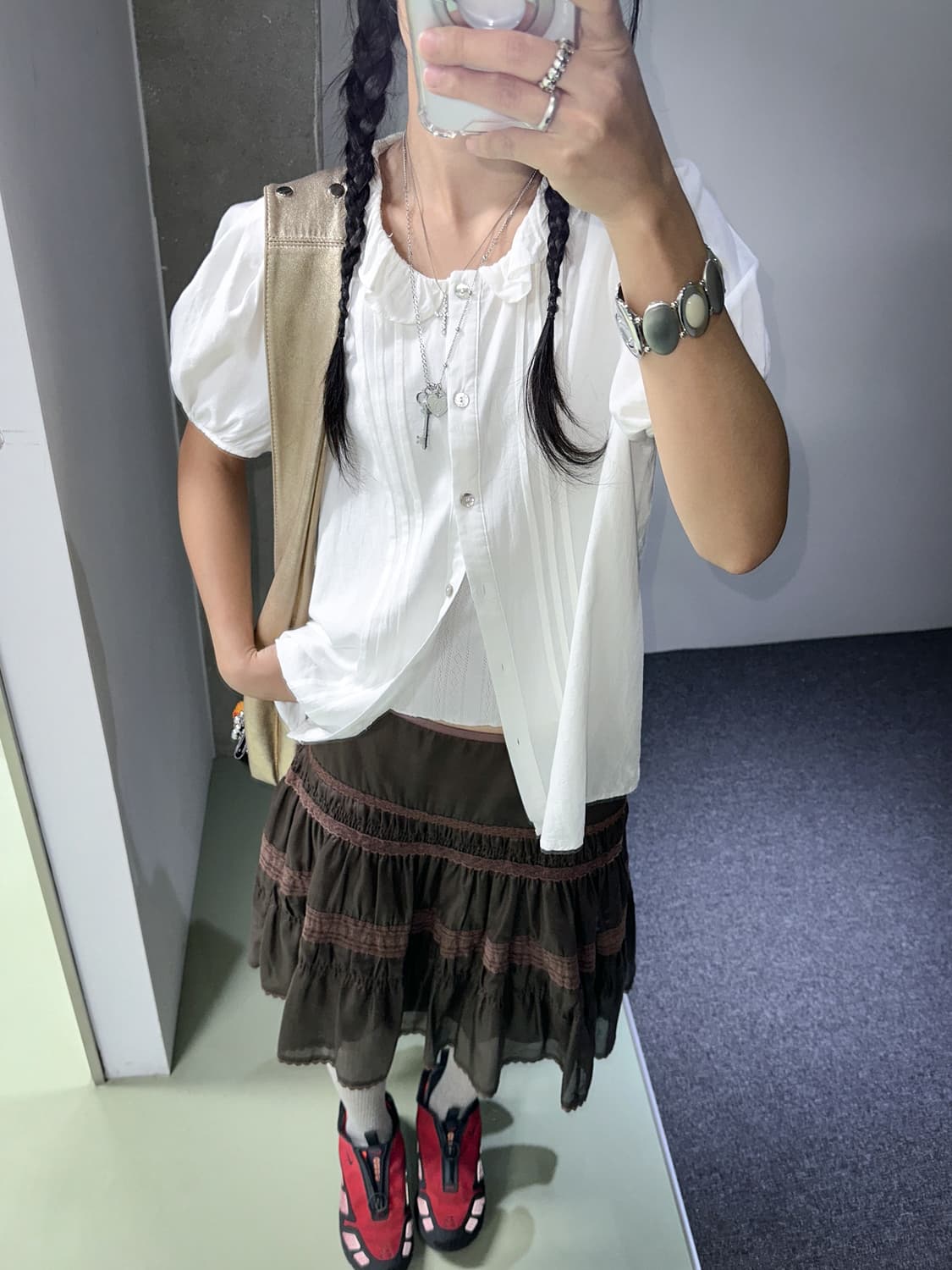 frill collar ivory summer blouse 상품이미지2