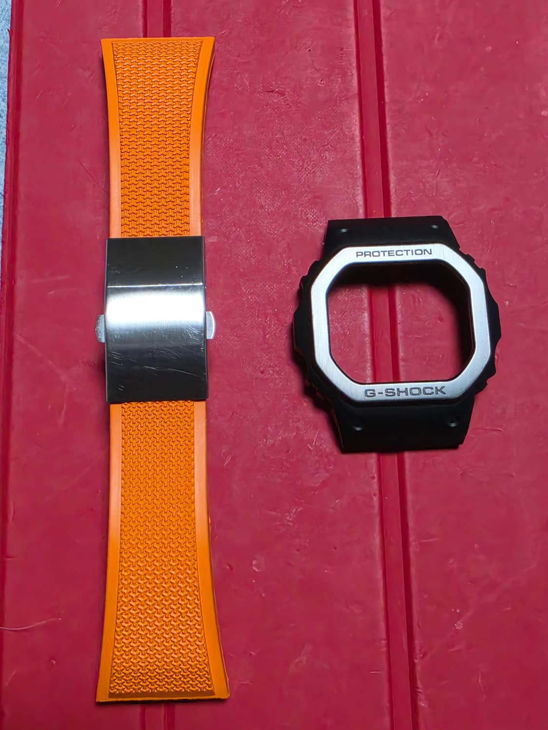 지샥 gmw-b5000 커스텀용 티타늄 베젤 / 
불소 러버 디버클 밴드 상품이미지1