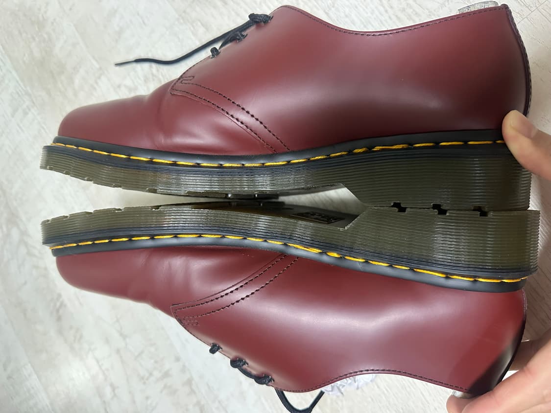 닥터마틴 1461 스무스 체리레드 uk10 새상품급 상품이미지7