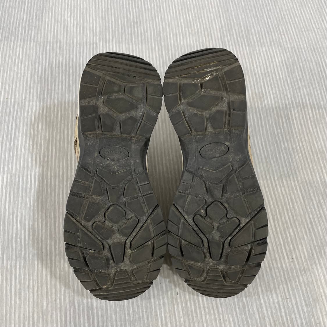 844) Vainer 바이네르 등산화 240mm 상품이미지7