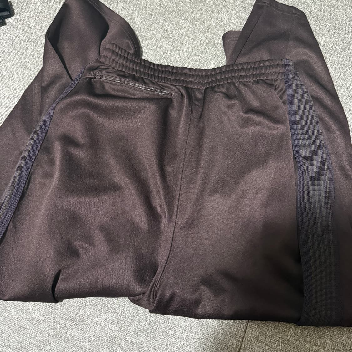 니들스 트랙팬츠 hd 브라운 S 상품이미지4