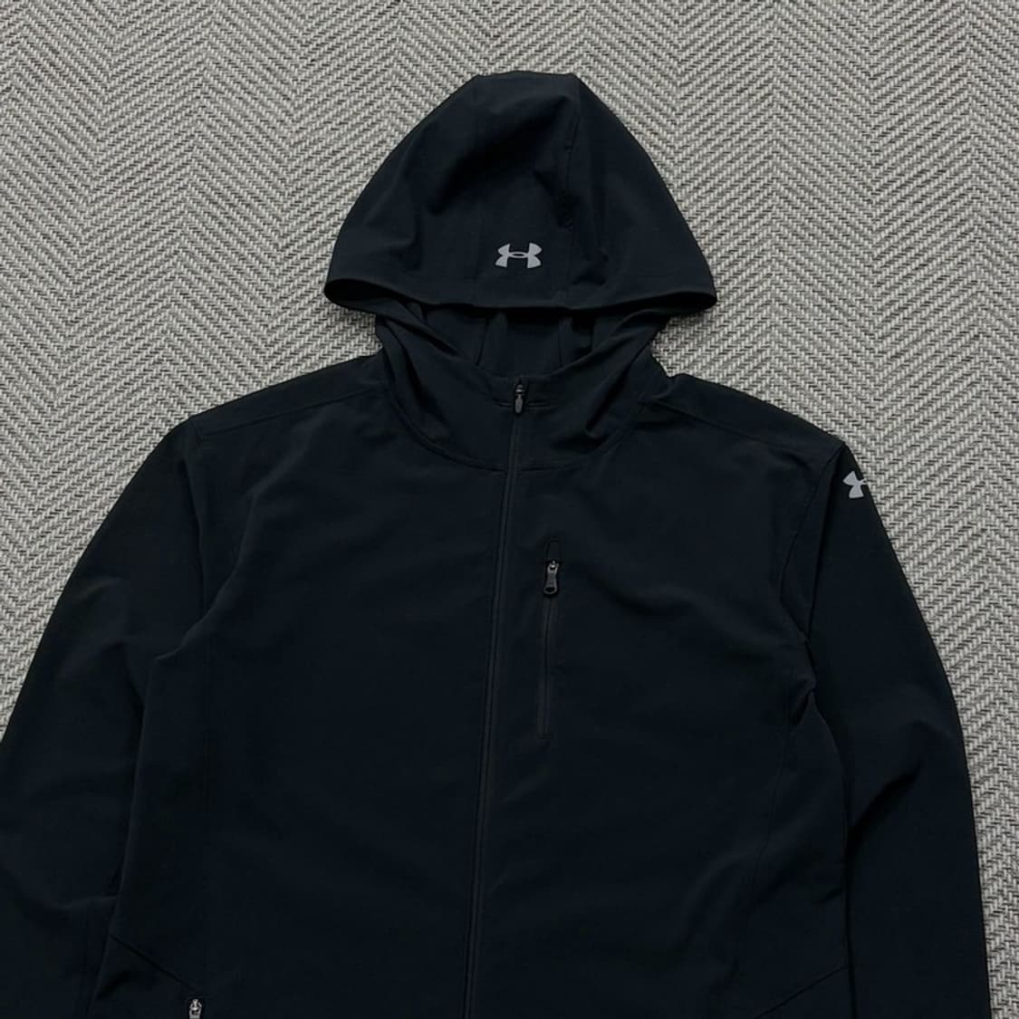 언더아머 베이직 바람막이 v2730 상품이미지3