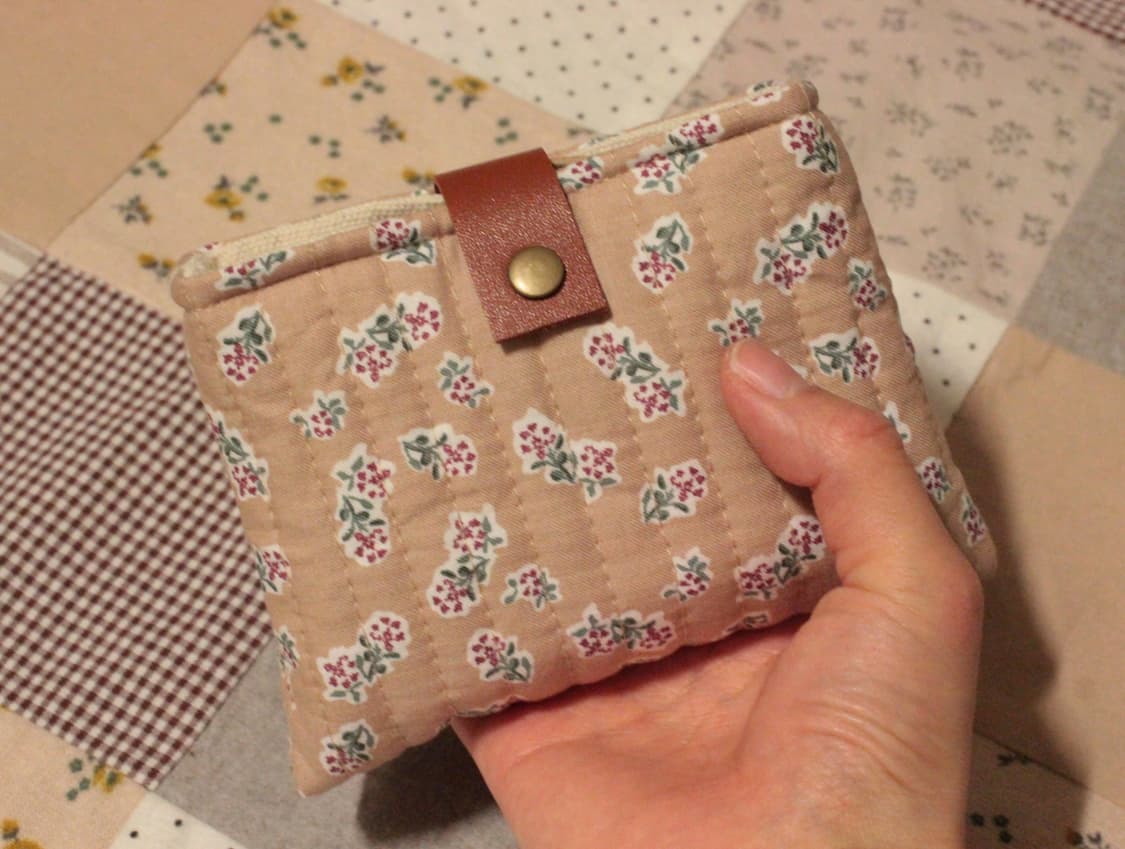 핸드메이드 베이지 퀼팅 카드지갑 상품이미지3