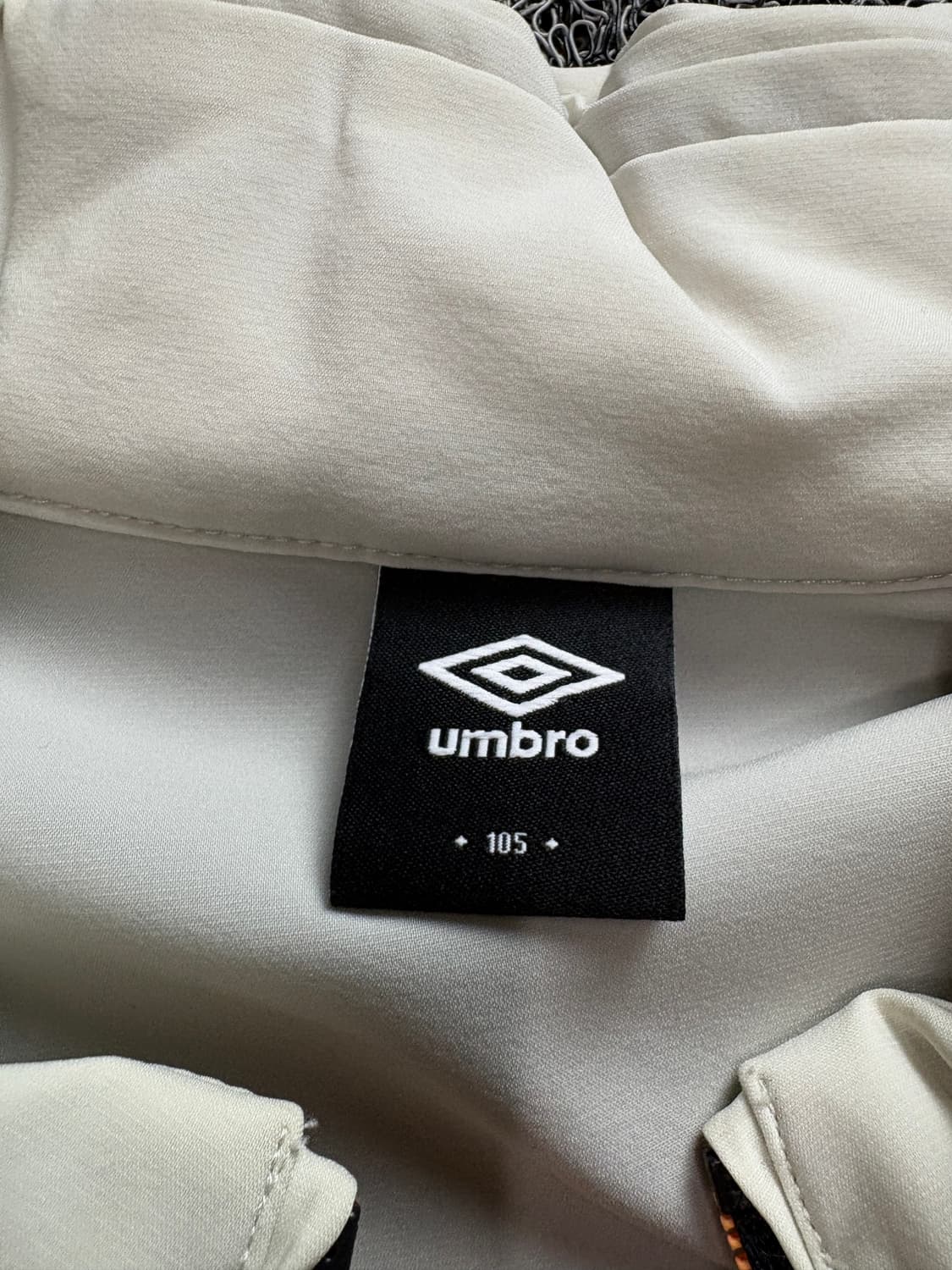 엄브로 빅로고 나일론 우븐 풀오버 아노락 웜업 2804 상품이미지4