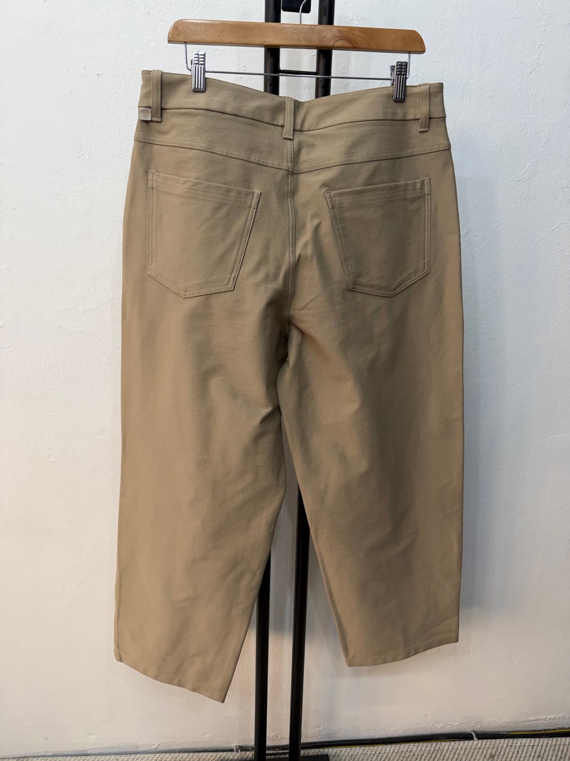 정품) 룰루레몬 남성 새제품급 와이드 팬츠 34 상품이미지4