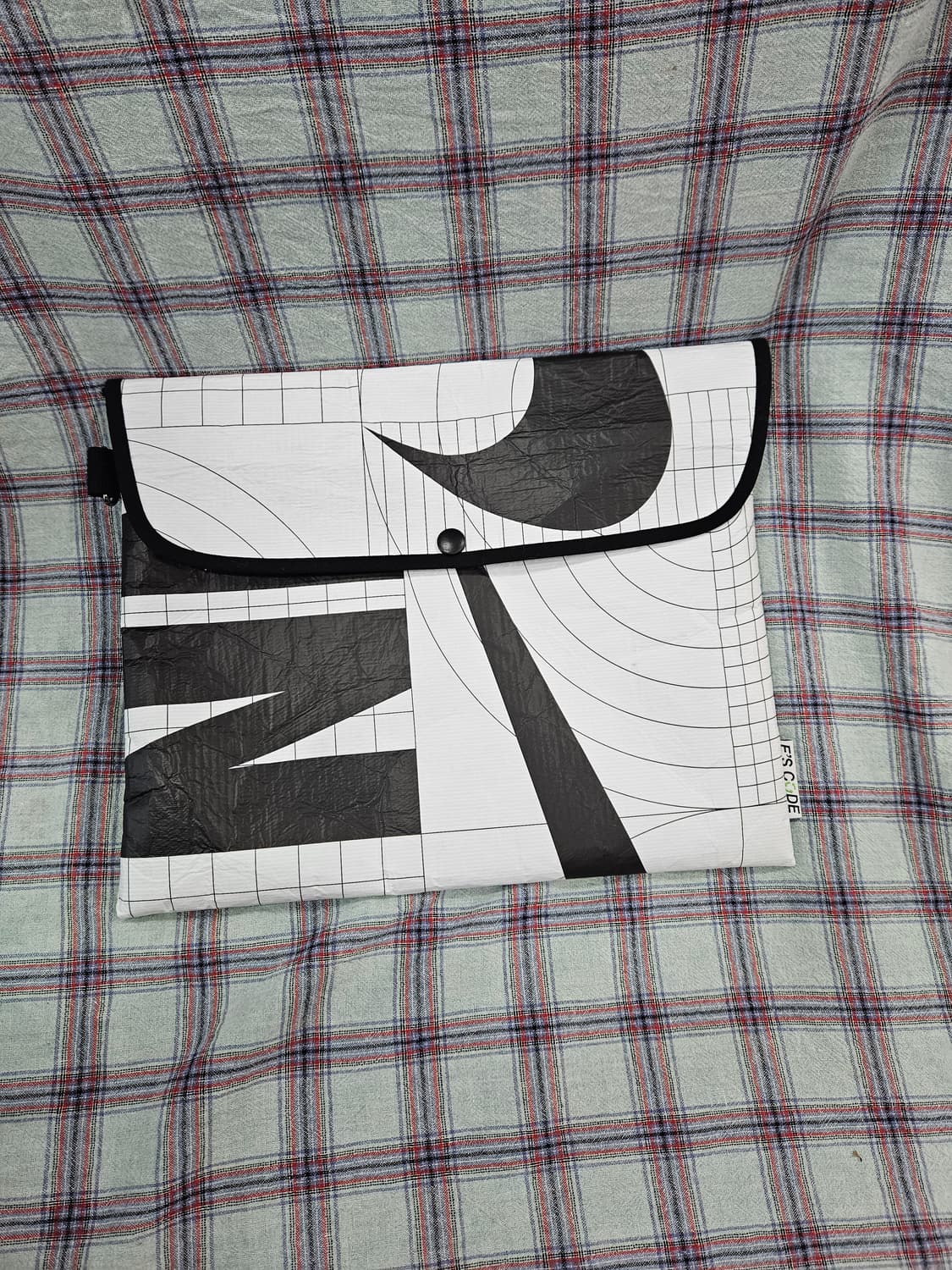 이스코드(E'SCODE) 나이키 리유저블백 커스텀 아이패드(노트북)파우치 상품이미지4