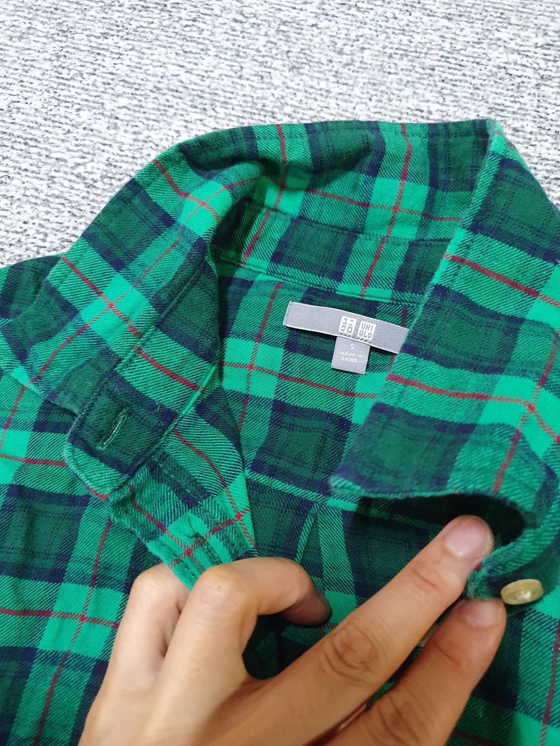 유니클로,게스정품 /S사이즈 두개 일괄가격
 상품이미지3