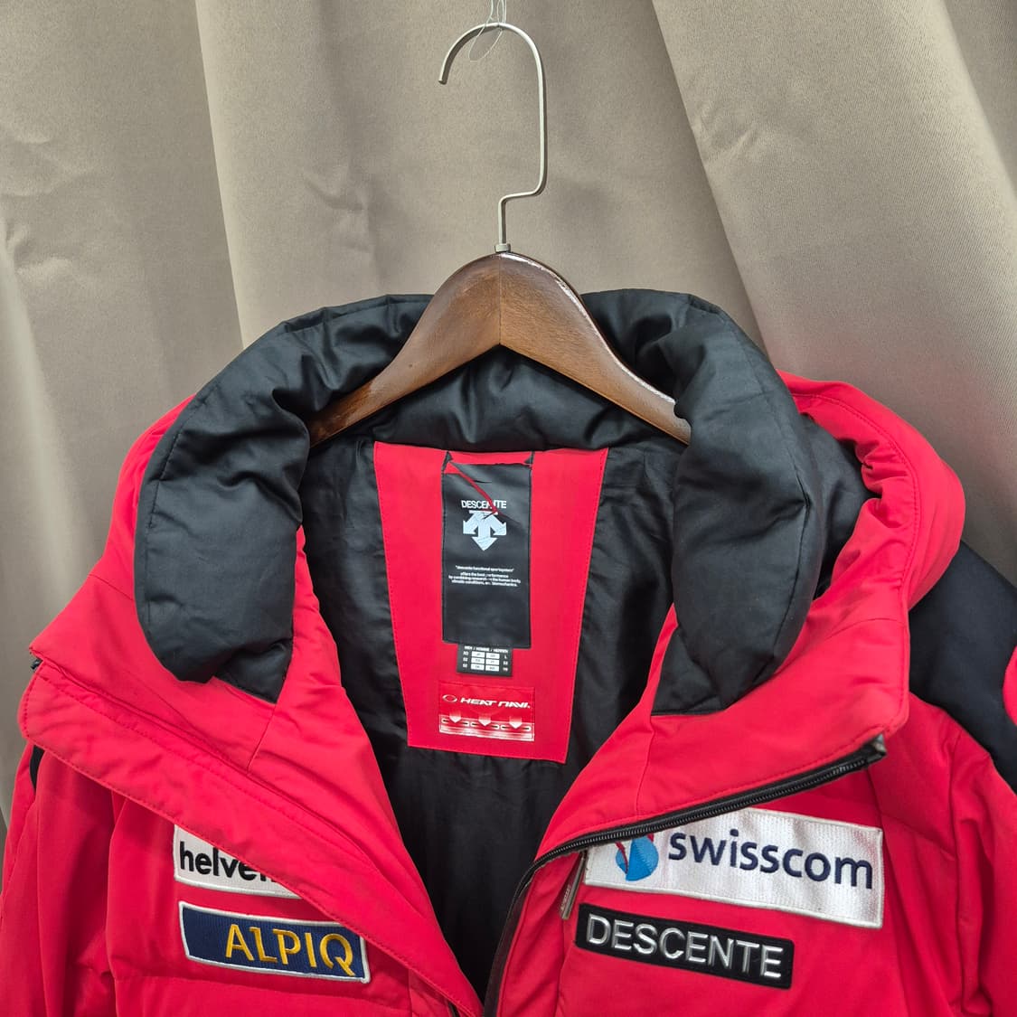 데상트 아우디 스키 패딩 110 상품이미지3