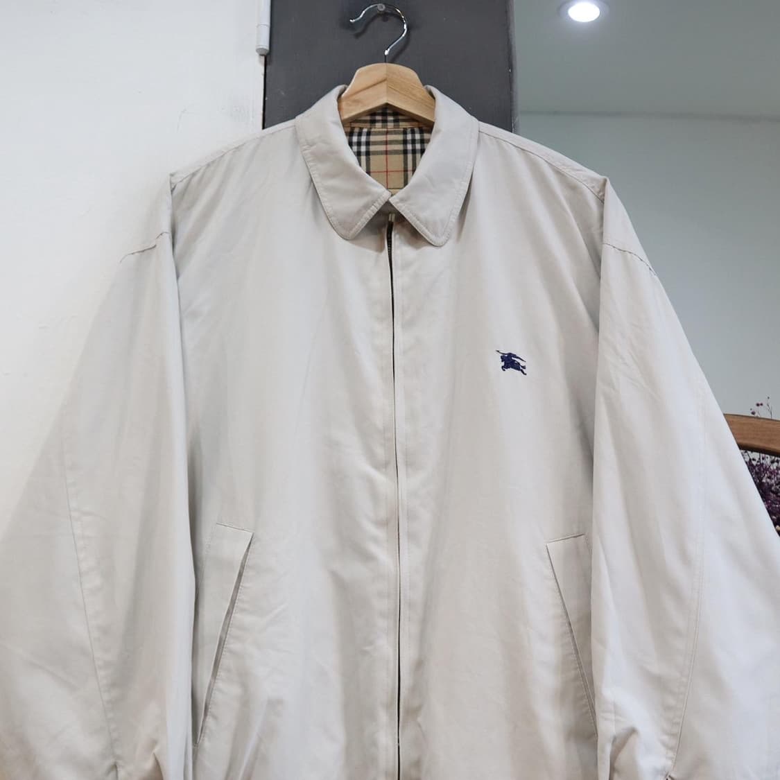 버버리 리버시블 해링턴 자켓 상품이미지3