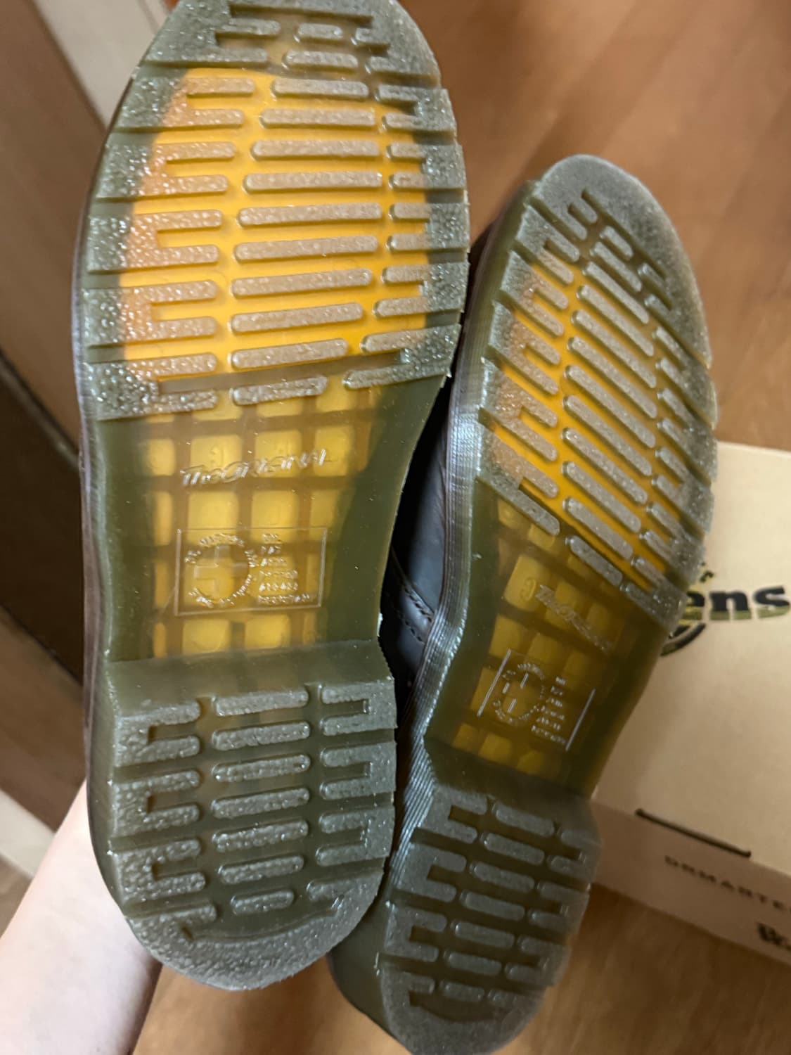 닥터마틴 1461 크레이지 호스 (1회 착용) 상품이미지4