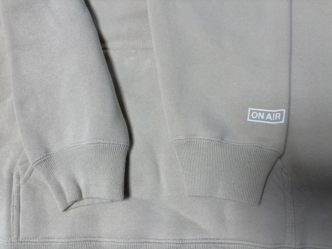 ONAIR KYNE 후드티 베이지 상품이미지5