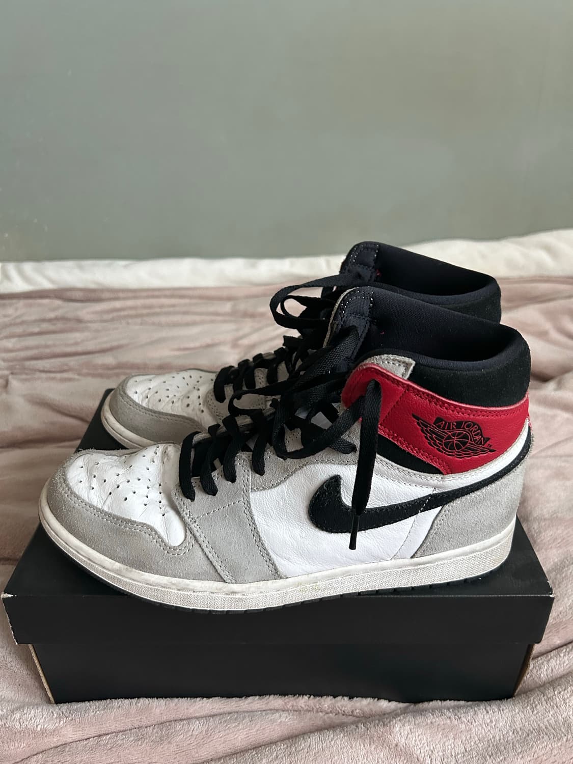 조던 1 레트로 하이  OG 스모크 그레이 상품이미지1